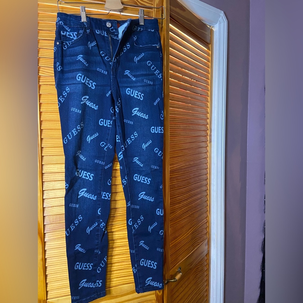 Guess jeans size 27